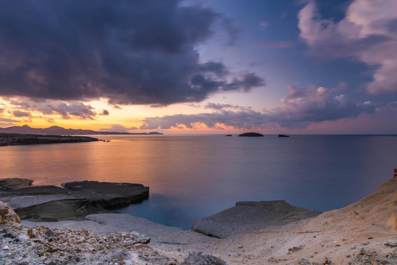 Villa Zefyros Pachaina ภายนอก รูปภาพ