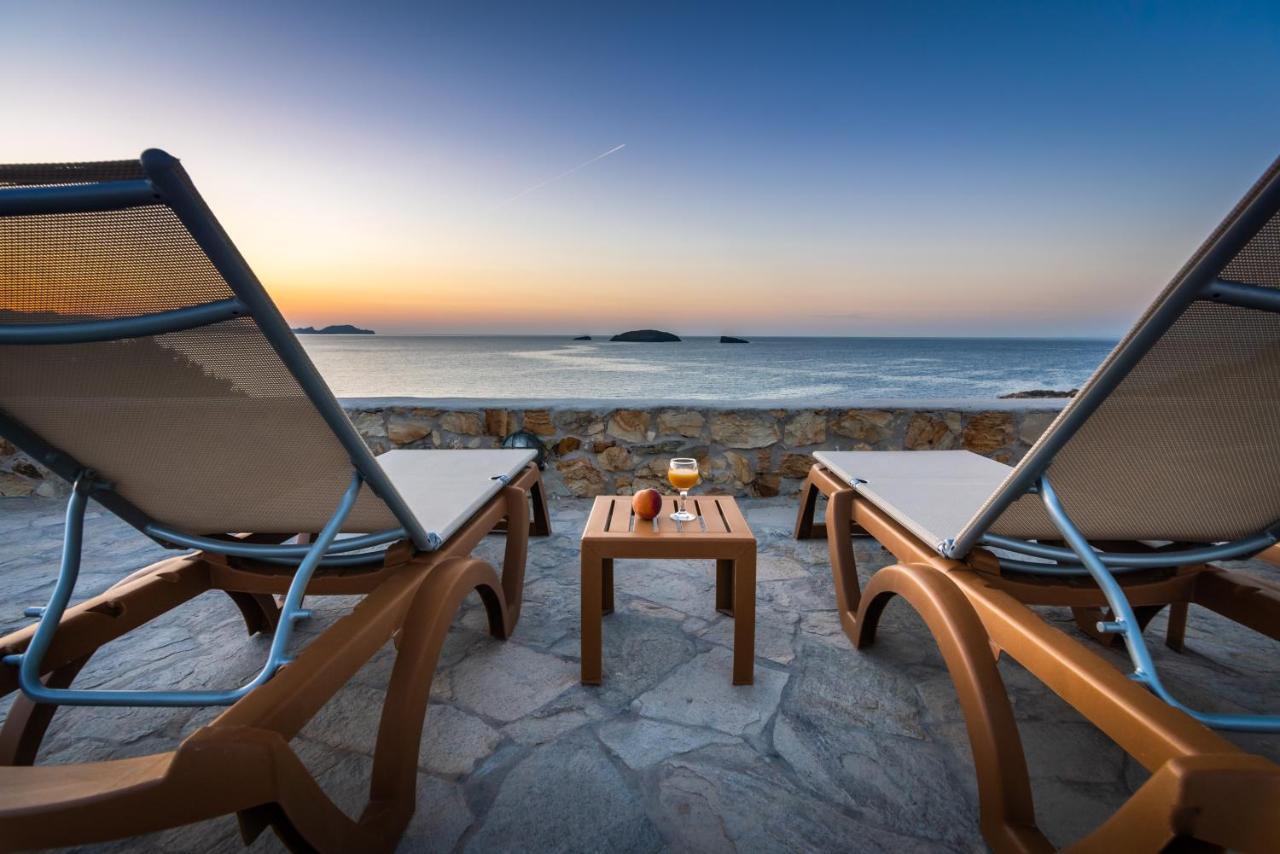 Villa Zefyros Pachaina ภายนอก รูปภาพ